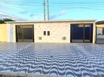 Casa de 3 quartos, Mongaguá · Casa 3 Dormitórios - lado praia - Com piscina 