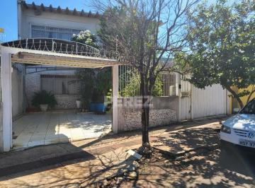 Casa · 320m² · 5 Quartos · 3 Vagas · Sobrado no Bairro Amambaí