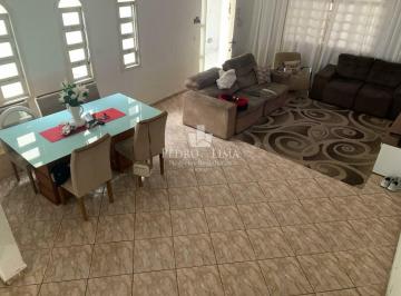 Casa · 185m² · 3 Quartos · 2 Vagas · Sobrado frontal á venda na Vila Pierina/Cangaiba conta com 3 quartos sendo 1 suíte, 3 vagas