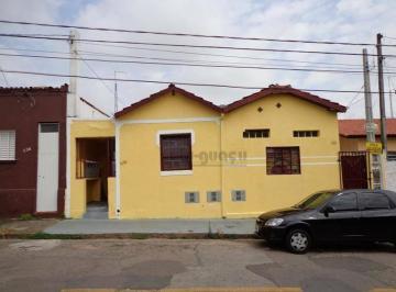 fbfb7f2f6df4fce73a7d7f4334d2f8cc7a01a41c · Conjunto de 06 Kitnets de 40 m² à venda no bairro Vila São Francisco.