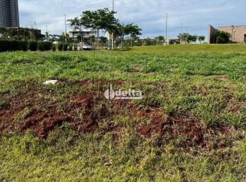 Terreno · 482m² · Terreno em condomínio disponível para venda no bairro Gávea em Uberlândia MG