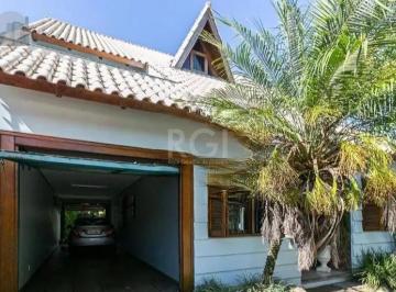 Casa · 336m² · 4 Quartos · 2 Vagas · Casa para Venda - 336m², 4 dormitórios, sendo 1 suites, 2 vagas - Camaquã