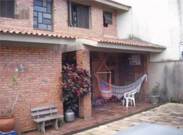 Casa · 238m² · 4 Quartos · 2 Vagas · Casa para Venda - 238m², 4 dormitórios, sendo 1 suites, 2 vagas - Medianeira