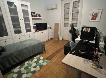 Casa · 350m² · 4 Quartos · Casa em alvenaria, próxima à 24 de outubro, com a seguinte composição