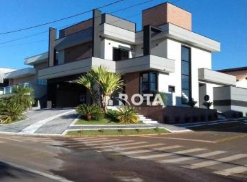 43734c838daa38f77bcde4e8fd4d75b94cc813e9 · Sobrado alto padrão com 4 dormitórios + piscina.