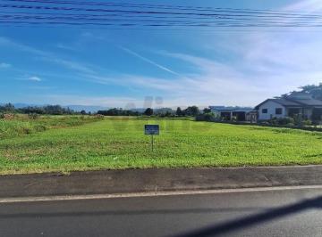 Foto 01 · Terreno amplo com possibilidade de construção comercial e residencial.