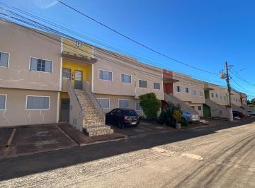 Apartamento , Valparaíso de Goiás · Apartamento térreo com quintal 