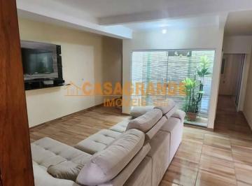 Casa · 287m² · 3 Quartos · 2 Vagas · Casa no Residencial Panorama no Parque Nova Esperança