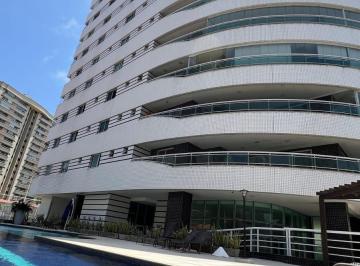 Apartamento de 4 quartos, São Luís · Apartamento com vista para o mar
