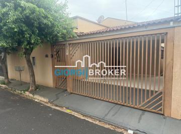 Foto 01 · Casa Espaçosa e Confortável à Venda em Mirassol-SP - 3 Quartos, 1 Suíte, 2 Banheiros, 2 Vagas de Gar