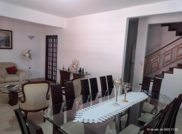 Casa , Rio de Janeiro · Casa com 6 quantos, sento 2 suítes e 2 vagas, na Freguesia de jacarepaguá