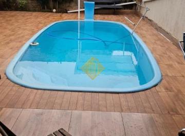 Casa · 118m² · 3 Quartos · 2 Vagas · Casa com 3 quartos, 2 vagas, Jardim Coopagro - Toledo/Paraná com piscina
