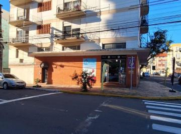 fachada · Apartamento 1 dormitório, próximo ao Farrezão e Av. Presidente Vargas em Santa M