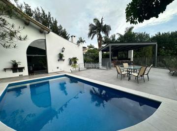 Casa · 400m² · 4 Quartos · 8 Vagas · CASA REGIÃO DO MORUMBI, COM ESPAÇO GOURMET,CHURRASQUEIRA, PISCINA 8 VAGAS
