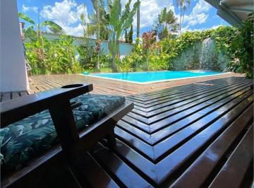 Casa · 664m² · 5 Quartos · 3 Vagas · Sobrado com 5 quartos à venda em Enseada - SP