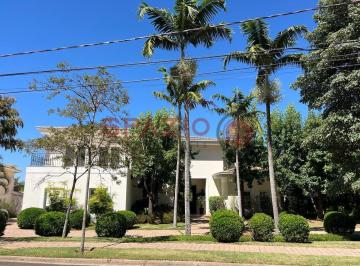 0 · Casa à Venda em Alphaville Campinas