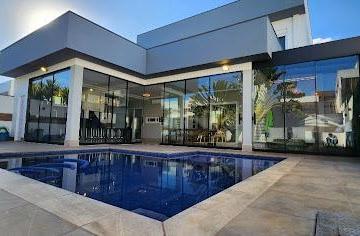 Casa · 372m² · 4 Quartos · 2 Vagas · Sobrado com 4 dormitórios à venda, 372 m² por R$ 3.550.000,00