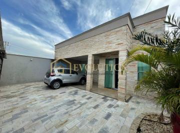 Casa · 180m² · 4 Quartos · 1 Vaga · Casa à venda em Goiânia/GO