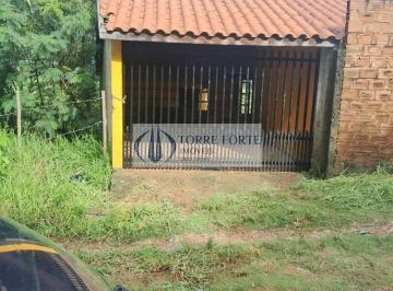 Casa · 160m² · 2 Quartos · 2 Vagas · Chacara com 2 dormitorios 2 vagas de garagem com Varanda em Socorro SP.