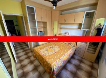 Foto 09 · Apartamento à venda no Centro de Guarapari-ES: 1 quarto, 1 sala, 1 banheiro, 30m² de área.