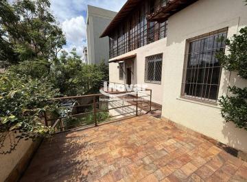 Casa · 50m² · 5 Quartos · 6 Vagas · Excelente Casa Comercial no Bairro Santo Antõnio