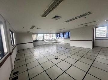 Comercial · 185m² · 2 Vagas · Andar corrido com aprox 90 m2, dividido em 2 salas, ar condicionado, 3 banheiros, 2 vagas localizado
