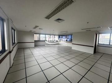 Comercial · 900m² · 12 Vagas · Andares corridos subsequentes totalizando 540 m2, são 3 andares corridos cada com 180 m2, 12 vagas, 