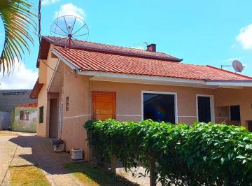 Casa · 220m² · 4 Quartos · 5 Vagas · Sobrado à venda em Campo Largo/PR
