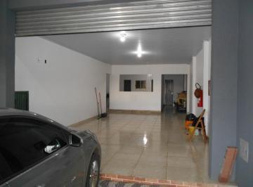 Casa de 2 quartos, Taguatinga · Sobrado c/apto e ampla loja a 200m² do Shopping JK.