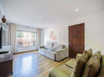 Casa · 198m² · 3 Quartos · 10 Vagas · Lindo Sobrado de 198 m² com 3 Dormitórios e 10 Vagas na Vila Sônia!
