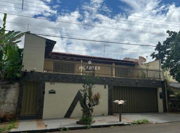 Casa · 220m² · 3 Quartos · 2 Vagas · Casa 3 quartos - Jardim Guararapes