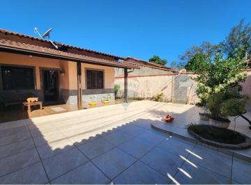 Casa · 72m² · 2 Quartos · 2 Vagas · Casa a venda, linear dois quartos, 240m², em Itaipuaçu.