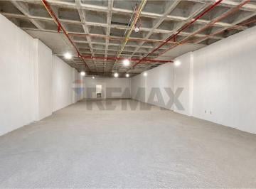 Comercial · 169m² · 1 Vaga · Loja Comercial de 168,90 m² no Grand Tower | Próxima ao Novo Fórum e Prefeitura, Juiz de Fora.