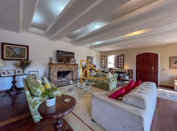 e5814d95b9f9bfe83e290762e7097e806a2e3b3f · Casa com 4 Suítes, Lazer Completo e Vista para as Montanhas – Bairro do Golfe, Teresópolis