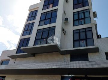 688066_i31hD5hRe65297pPp241_68806667f01aa018f80.jpg · Sala na Avenida do Forte