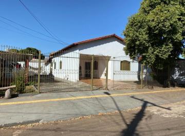 imagem-1 · Casa no Jardim América Rua C 130 A, Lote com 18 metros de frente Casa de Rua com 3 Quarto(s) por R$ 
