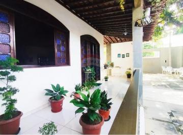 Casa · 474m² · 5 Quartos · 8 Vagas · Casa Espetacular em Iputinga: 474m² de Conforto