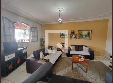 Casa · 500m² · 5 Quartos · 4 Vagas · Casa à Venda - Colonial, 5 Quartos, 500 m² - Contagem