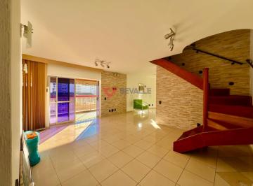 Apartamento · 170m² · 2 Quartos · 1 Vaga · Venda de Cobertura em Laranjeiras - 170m², 2 Suítes, 1 vaga