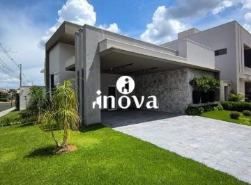 Casa · 230m² · 3 Quartos · 4 Vagas · Casa à venda, Condomínio Damha I