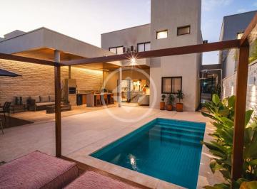 Casa · 150m² · 4 Quartos · 3 Vagas · Casa com 4 quartos sendo 3 suítes em Senador Canedo. codigo: 111862
