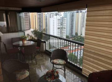 Apartamento · 200m² · 4 Quartos · 4 Vagas · Moema! 900 metros do Parque Ibirapuera!
