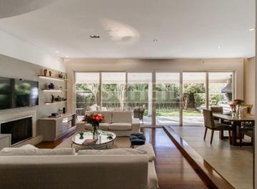 Casa · 366m² · 3 Quartos · 3 Vagas · CASA EM CONDOMÍNIO FECHADO NO MORUMBI COM 366M² 3 SUÍTES E 3 VAGAS