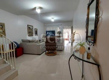 Casa · 146m² · 2 Quartos · 1 Vaga · Sobrado Campo Grande 146m², 2 quartos, 2 salas, cozinha planejada, copa, edícula, 1 vaga.