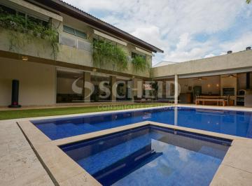 Casa · 565m² · 4 Quartos · 7 Vagas · Casa reformada com 4 suítes e área externa no Jardim Guedala