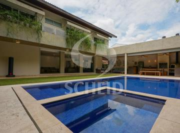 Casa · 565m² · 4 Quartos · 7 Vagas · Casa reformada com 4 suítes e área externa no Jardim Guedala