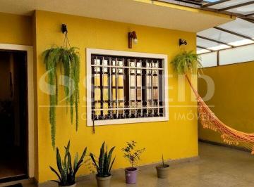 Casa · 88m² · 3 Quartos · Sobrado com 3 Quartos à venda no Campo grande.