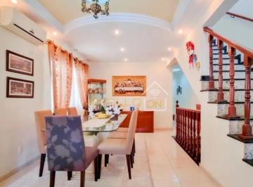 Casa · 165m² · 5 Quartos · 1 Vaga · Triplex com Piscina - 5 quartos - Embare - Santos
