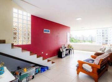 Casa · 200m² · 3 Quartos · Casa de 3 suites no Jaguare, Sao Paulo: seu novo lar dos sonhos!