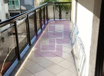 Apartamento · 115m² · 3 Quartos · 2 Vagas · Enseada, lado Praia !!